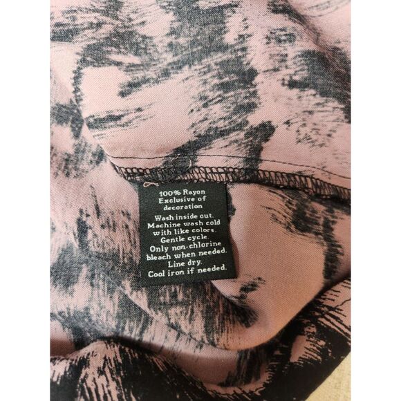 Rock & Republic Abstract Lace-Up Boho Top  Pink Black Casual Bohemian Med. - Picture 7 of 8